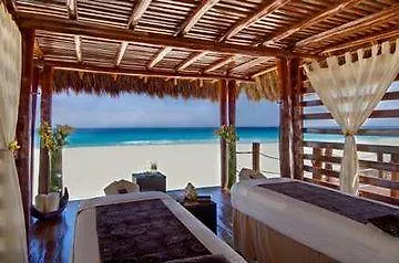 Hotel Hilton Cancun Golf & Spa