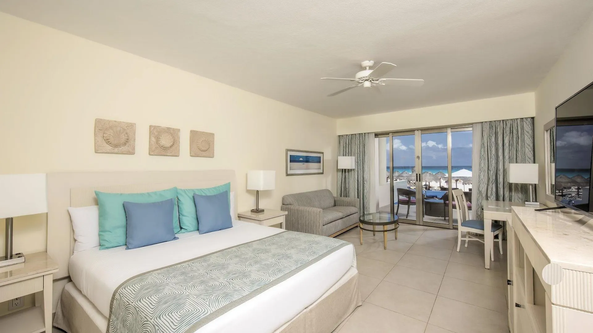 Hilton Cancun Golf & Spa Hotel