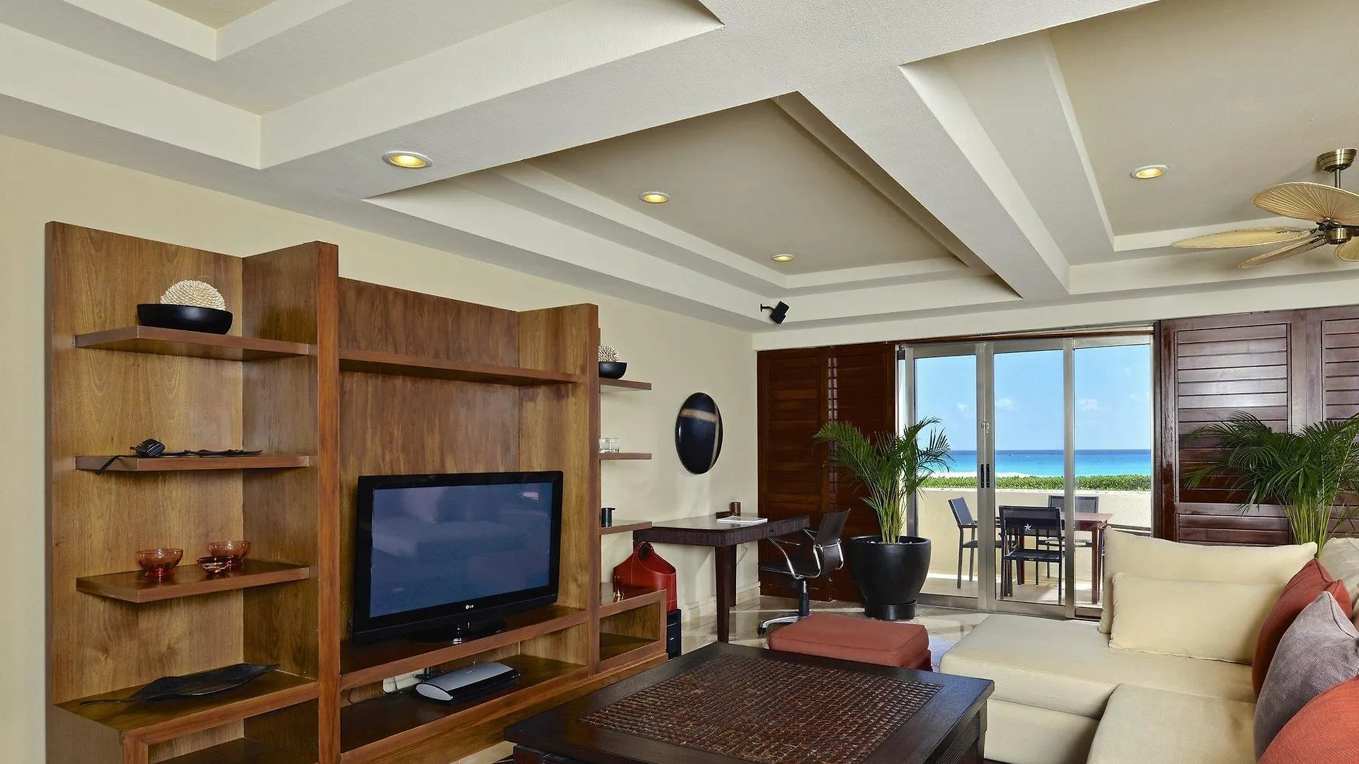 Hilton Cancun Golf & Spa 5*,