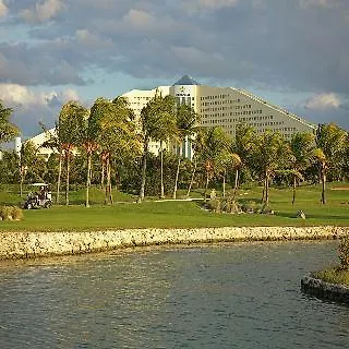 Hilton Cancun Golf & Spa Hotel